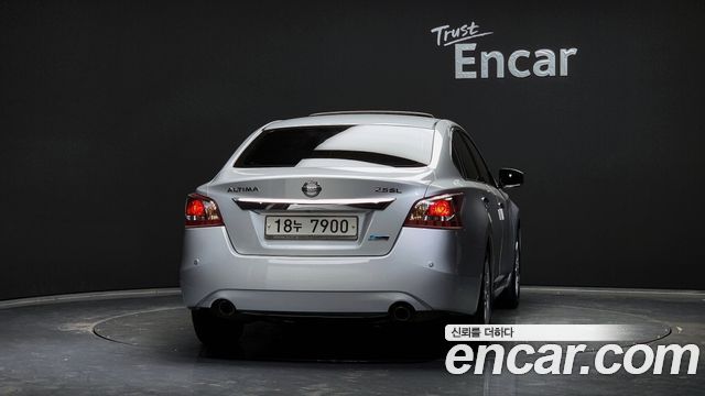 Nissan Altima из Кореи Encar