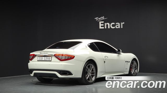 Maserati GranTurismo из Кореи Encar