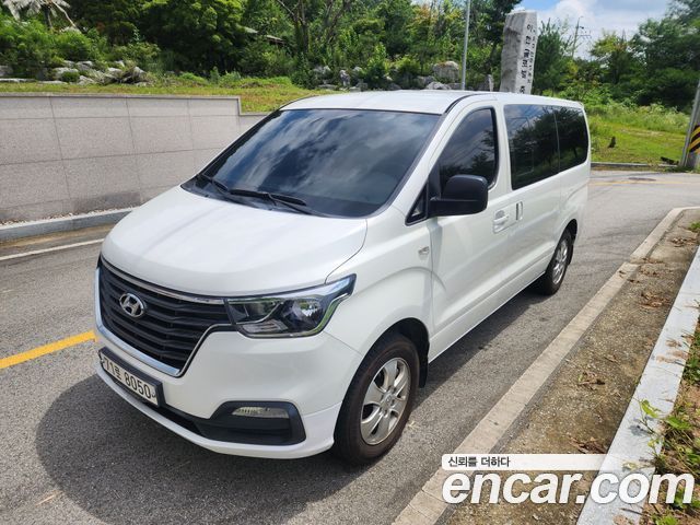 Hyundai Starex 4WD Wagon 12-Seater Modern — пробег 107 525 км — фото 1 из 5