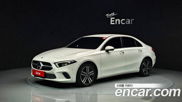 Mercedes-Benz A-Class A220 Sedan — пробег 26 881 км — фото 1 из 5