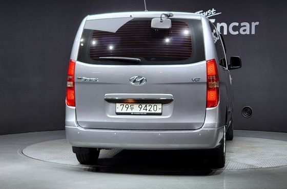 Hyundai Starex Wagon 12-Seater Smart — пробег 137 145 км — фото 4 из 5