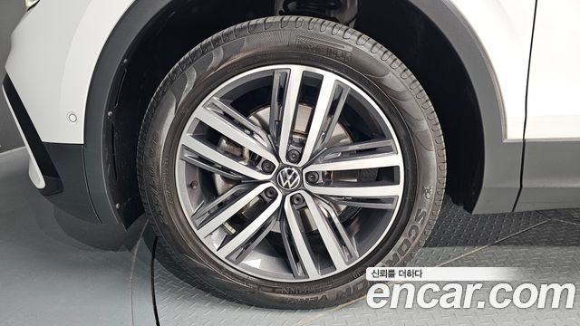 Volkswagen Tiguan из Кореи Encar