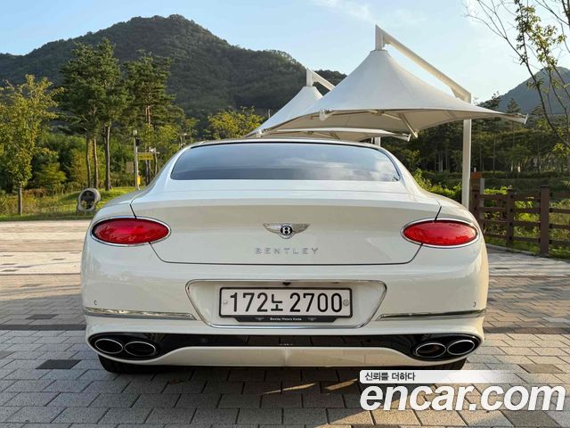 Bentley Continental 4.0 GT Azure — пробег 8 800 км — фото 4 из 5