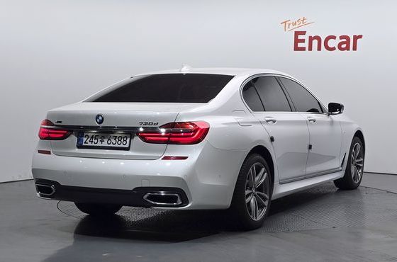 BMW 7-Series 730d xDrive M Sport — пробег 97 410 км — фото 2 из 5