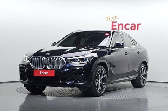BMW X6 xDrive40i M Sport — пробег 62 353 км — фото 1 из 5