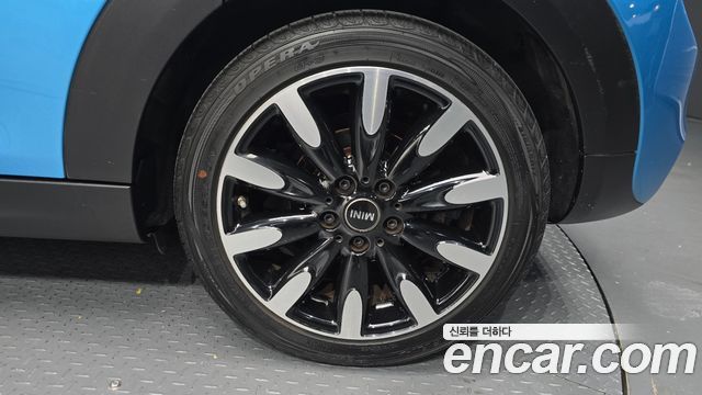 Mini Cooper из Кореи Encar