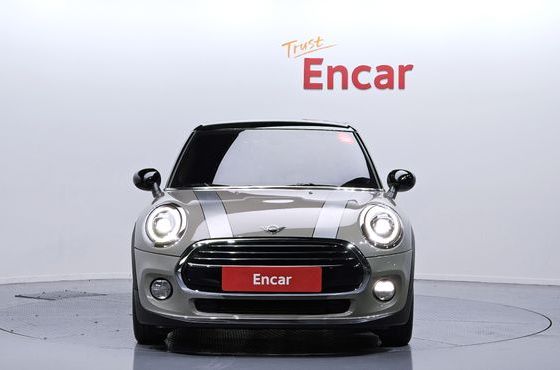 Mini Cooper 5Door Standard 3rd — пробег 55 386 км — фото 3 из 5