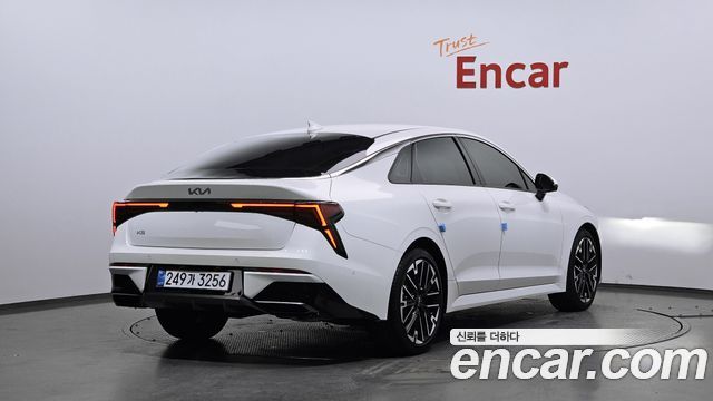 Kia K5 из Кореи Encar