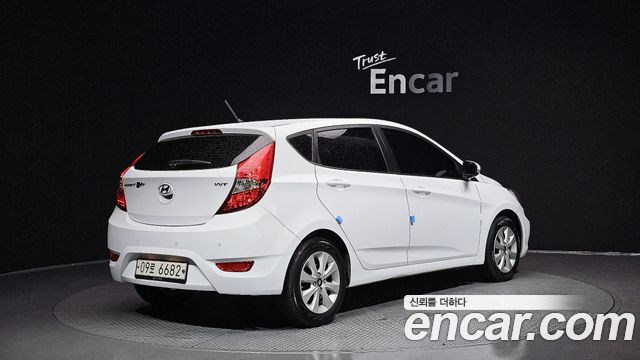 Hyundai Accent WIT 1.4 VVT Modern — пробег 108 722 км — фото 2 из 5