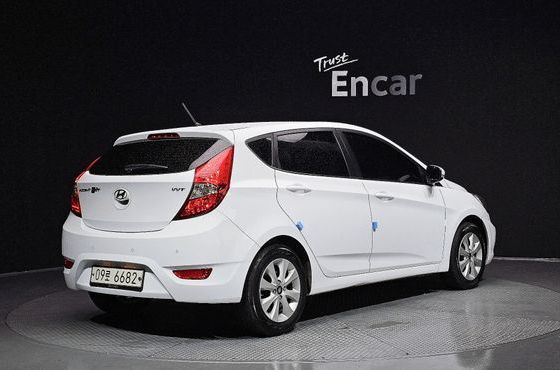 Hyundai Accent WIT 1.4 VVT Modern — пробег 108 722 км — фото 2 из 5