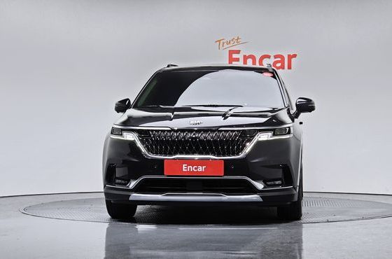 Kia Carnival 7-Seater Signature — пробег 71 906 км — фото 3 из 5