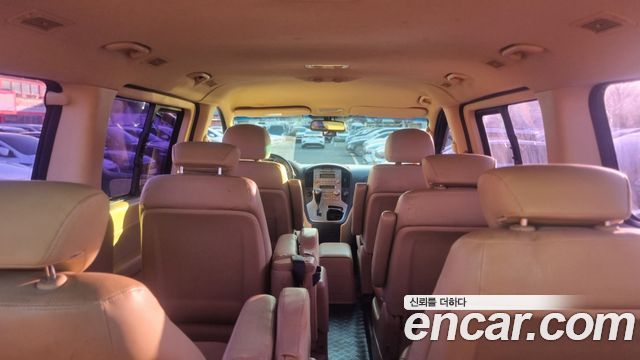 Hyundai Starex 11-Seater Wagon HVX VIP PACK — пробег 127 500 км — фото 5 из 5