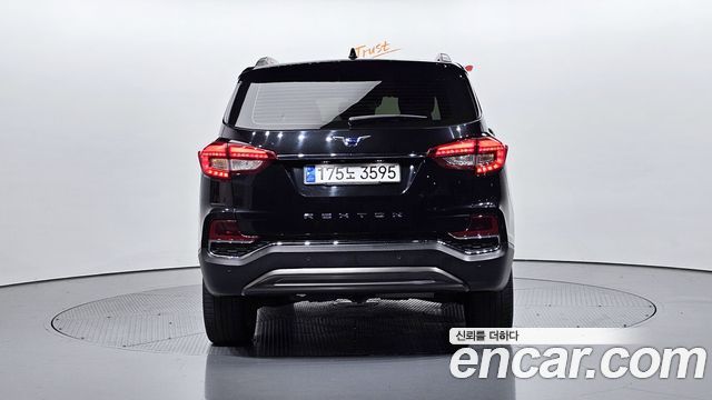 Ssangyong Rexton Diesel 2.2 2WD Heritage — пробег 89 079 км — фото 4 из 5