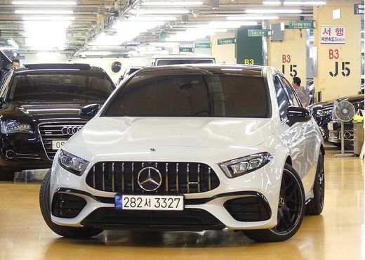 Mercedes-Benz A-Class AMG A45 4MAITC+ Hatchback — пробег 13 000 км — фото 3 из 5
