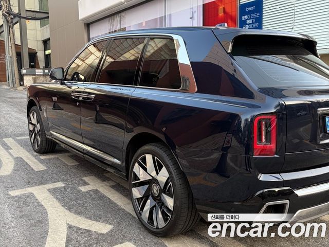 Rolls-Royce Cullinan из Кореи Encar