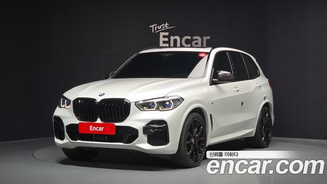BMW X5 M50i — пробег 52 655 км — фото 1 из 5