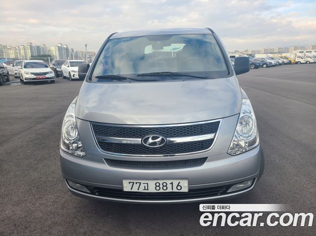 Hyundai Starex 12-Seater Wagon CVX Premium — пробег 220 880 км — фото 3 из 5