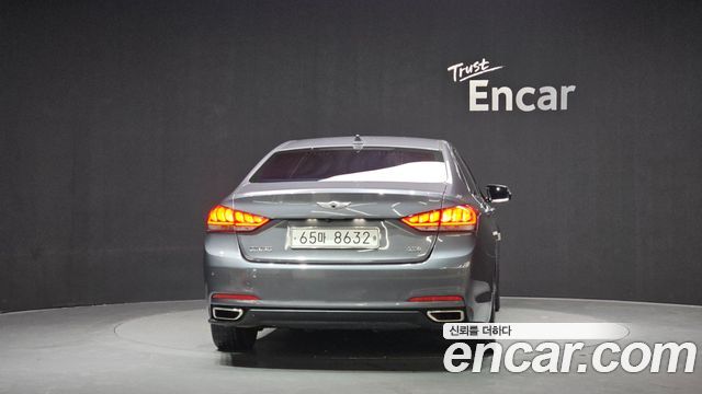 Hyundai Genesis из Кореи Encar