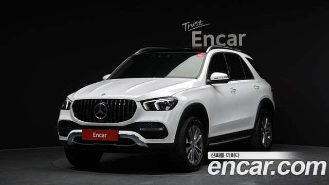 Mercedes-Benz GLE-Class GLE300d 4MATIC — пробег 54 736 км — фото 1 из 5