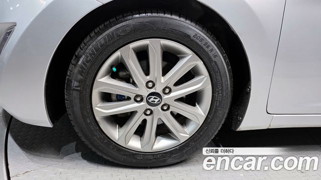Hyundai AVANTE из Кореи Encar