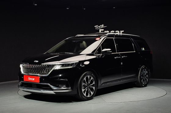 Kia Carnival 9-Seater Signature — пробег 91 798 км — фото 1 из 5