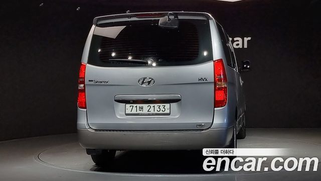 Hyundai Starex 11-Seater Wagon HVX VIP PACK — пробег 145 291 км — фото 4 из 5