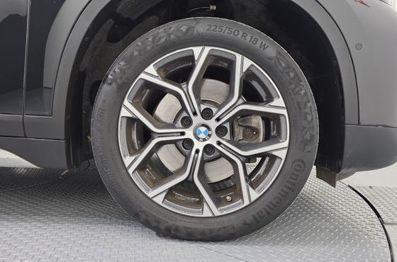 BMW X1 xDrive 20i xLine — пробег 37 634 км — фото 5 из 5