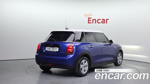 Mini Cooper из Кореи Encar