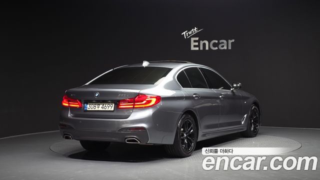 BMW 5-Series 520d xDrive M Sport Package Plus — пробег 66 442 км — фото 2 из 5