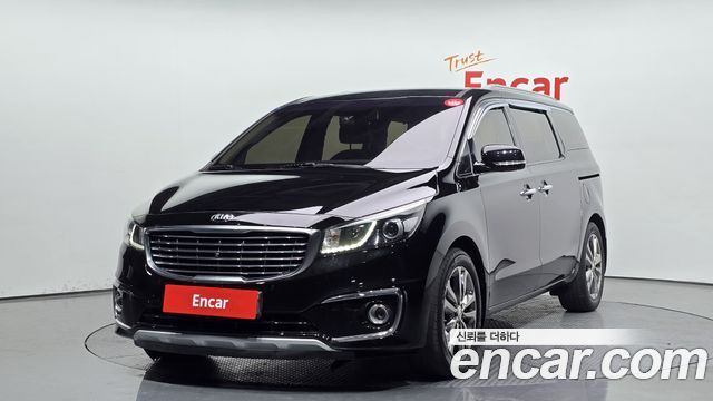 Kia Carnival 9-Seater Noblesse Special — пробег 173 179 км — фото 1 из 5