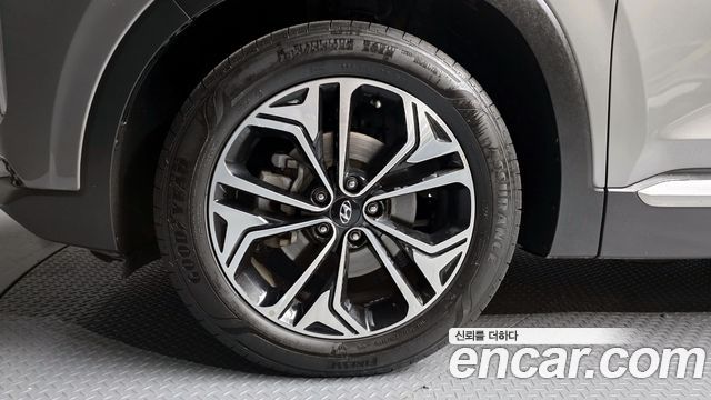 Hyundai Santafe Diesel 2.2 2WD Prestige — пробег 112 424 км — фото 5 из 5
