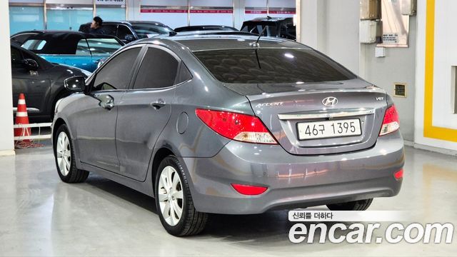 Hyundai Accent Diesel 1.6 VGT Premier — пробег 176 258 км — фото 4 из 5