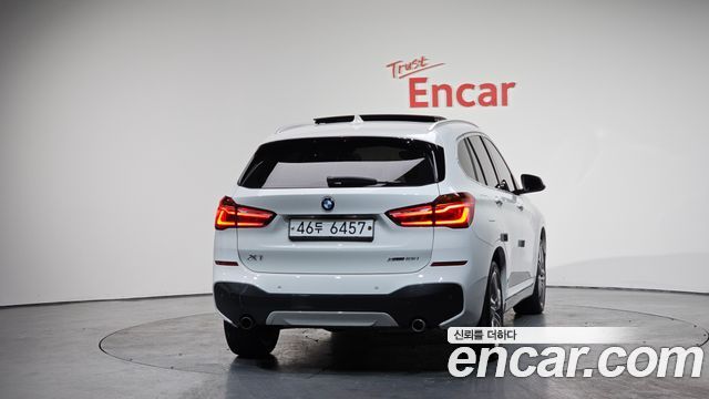 BMW X1 xDrive 25i M Sport — пробег 90 311 км — фото 4 из 5