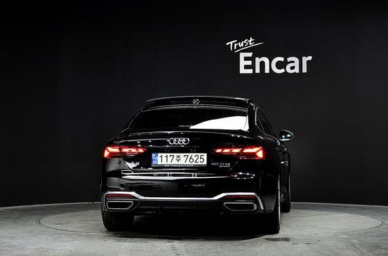 Audi A5 40 TFSI Quattro Premium Sportback — пробег 29 520 км — фото 4 из 5