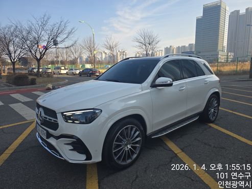 Mercedes-Benz GLE-Class GLE450 4MATIC — пробег 6 800 км — фото 1 из 5