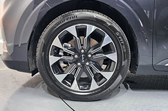 Kia Carnival Gasoline 7-Seater Signature — пробег 25 216 км — фото 5 из 5
