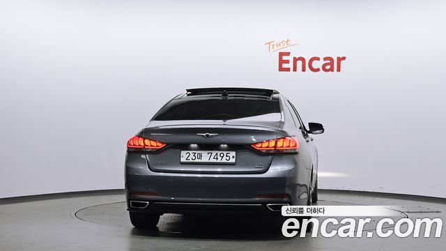 Hyundai Genesis из Кореи Encar