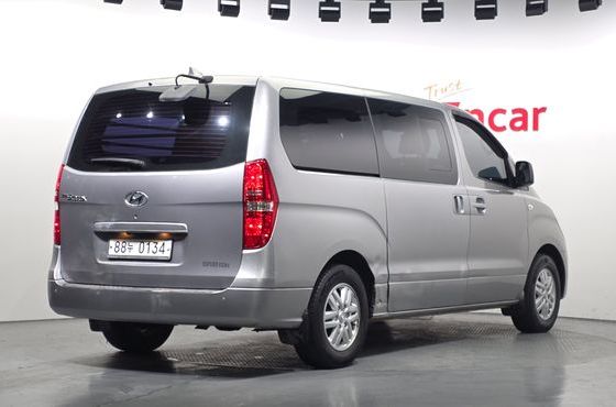 Hyundai Starex 5-Seater VAN Modern — пробег 104 208 км — фото 2 из 5
