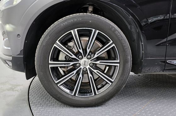 Volvo XC60 T6 Inscription — пробег 59 106 км — фото 5 из 5