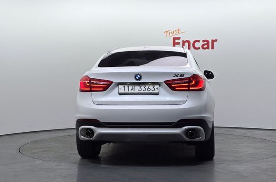BMW X6 xDrive 30d — пробег 140 549 км — фото 4 из 5