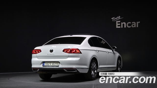 Volkswagen Passat из Кореи Encar