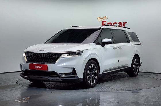 Kia Carnival 9-Seater Signature — пробег 96 846 км — фото 1 из 5