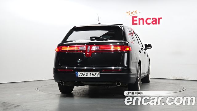 Lincoln MKT 3.5 — пробег 73 546 км — фото 4 из 5