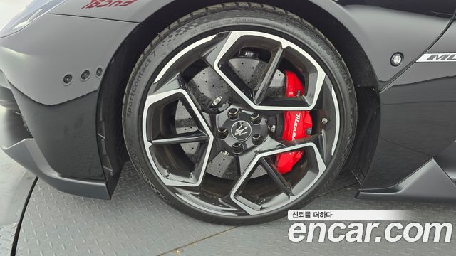 Maserati MC20 из Кореи Encar