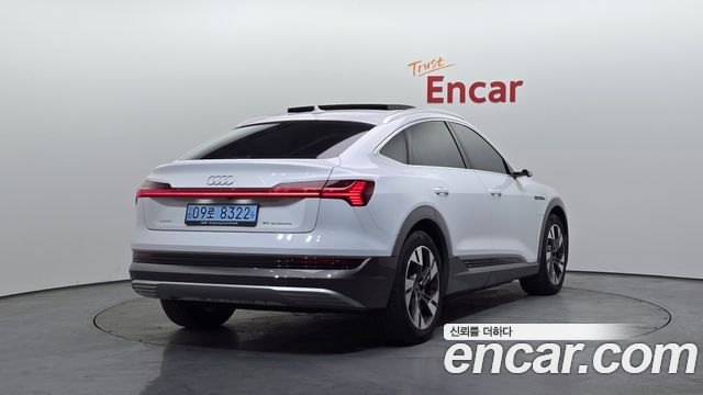 Audi e-tron из Кореи Encar