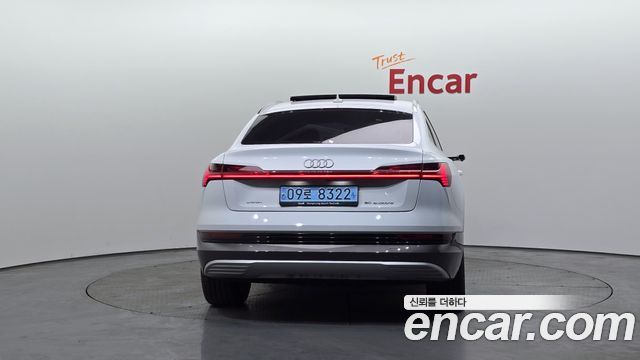 Audi e-tron из Кореи Encar
