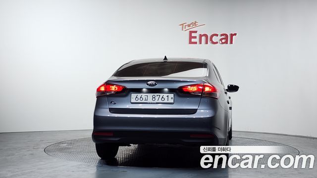 Kia K3 из Кореи Encar