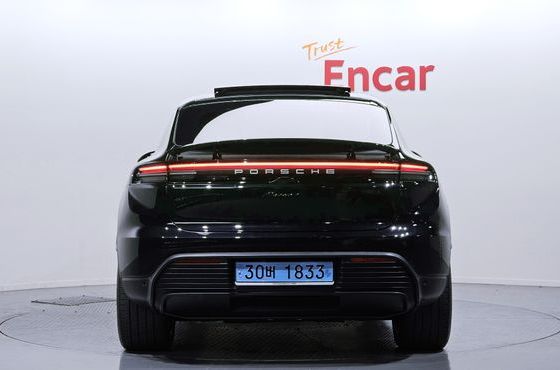 Porsche Macan Base 4 — пробег 14 365 км — фото 4 из 5