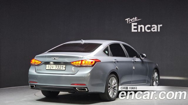Hyundai Genesis из Кореи Encar