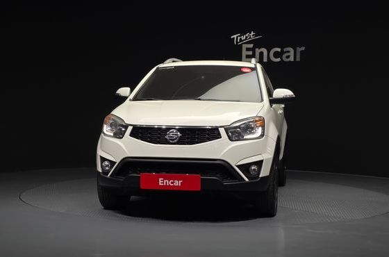 Ssangyong KORANDO 2.0 CVT 2WD Deluxe — пробег 201 633 км — фото 3 из 5